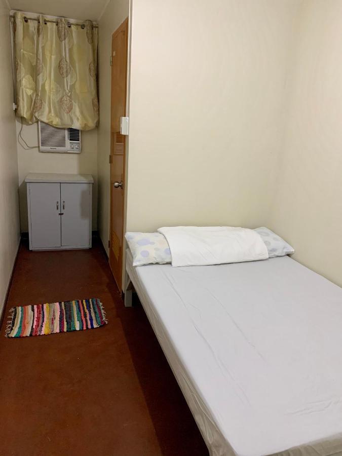 Mybed Dormitory Cebu Exterior photo
