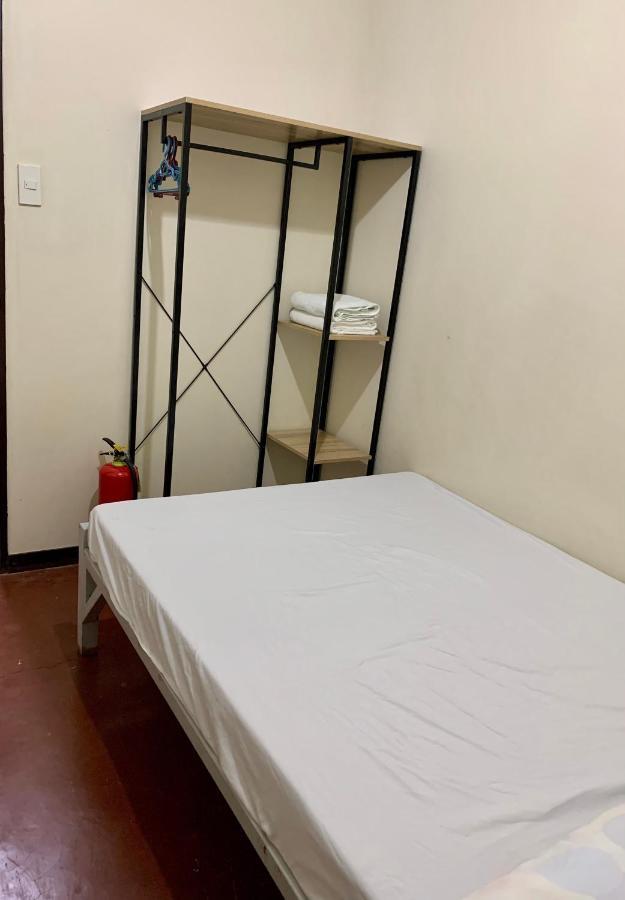 Mybed Dormitory Cebu Exterior photo